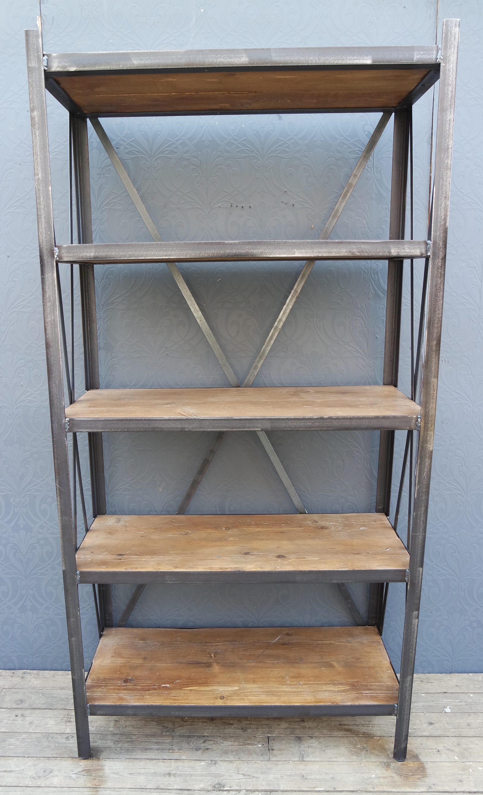 horace bar height table and stools detail